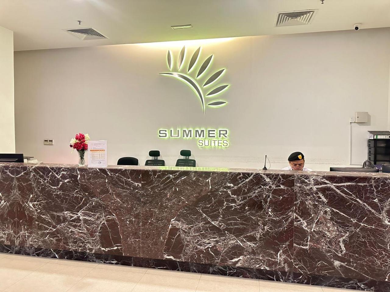Summer Suites Klcc By Star Куала Лумпур Екстериор снимка